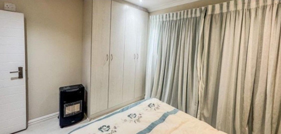 3 Bedroom Property for Sale in Winterstrand Eastern Cape